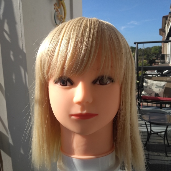 Wig - Picture 5 of 8